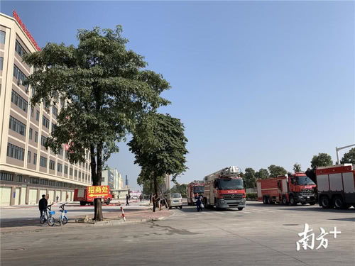 中山东升一塑料制品厂发生火灾,1人受伤送医